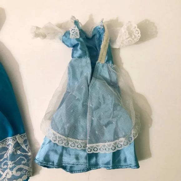 Assorted Lot of  Dolls Dresses Barbie and Other Clothing - Picture 13 of 15